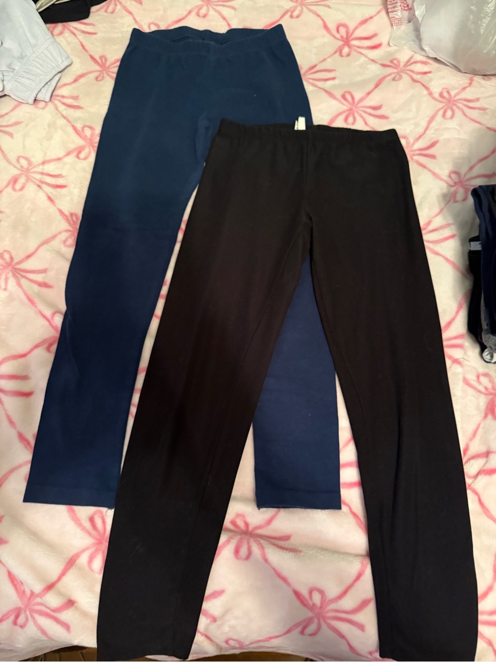 Falls Creek Men's Black and Navy Knit Joggers